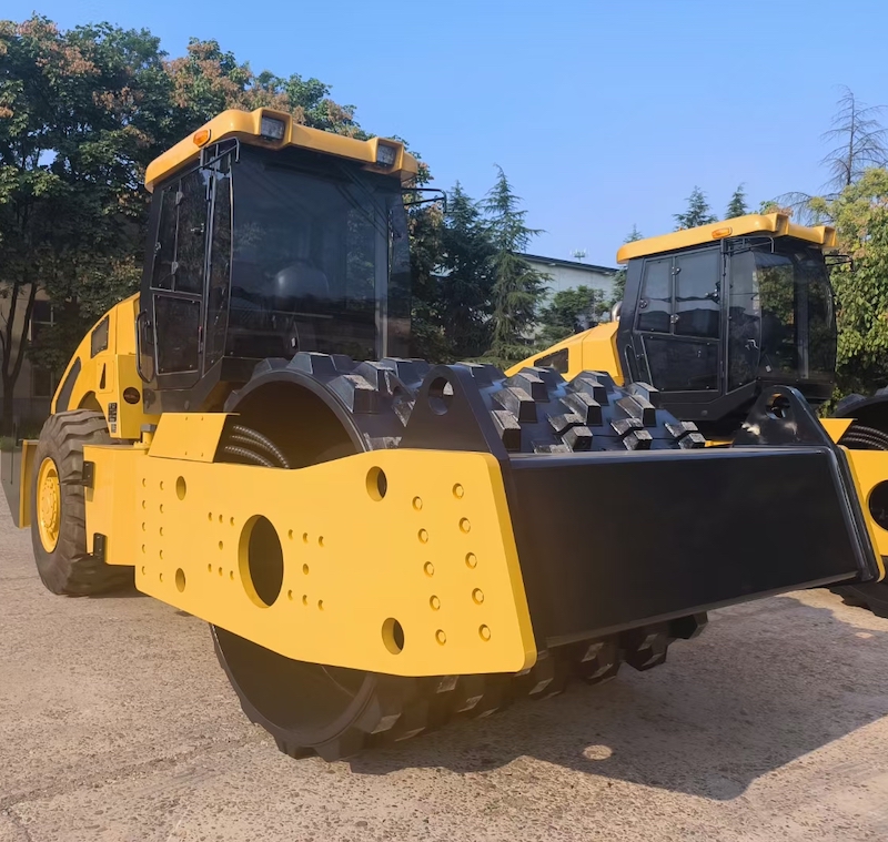 18ton to 26ton full hydraulic double drive single drum vibration road roller